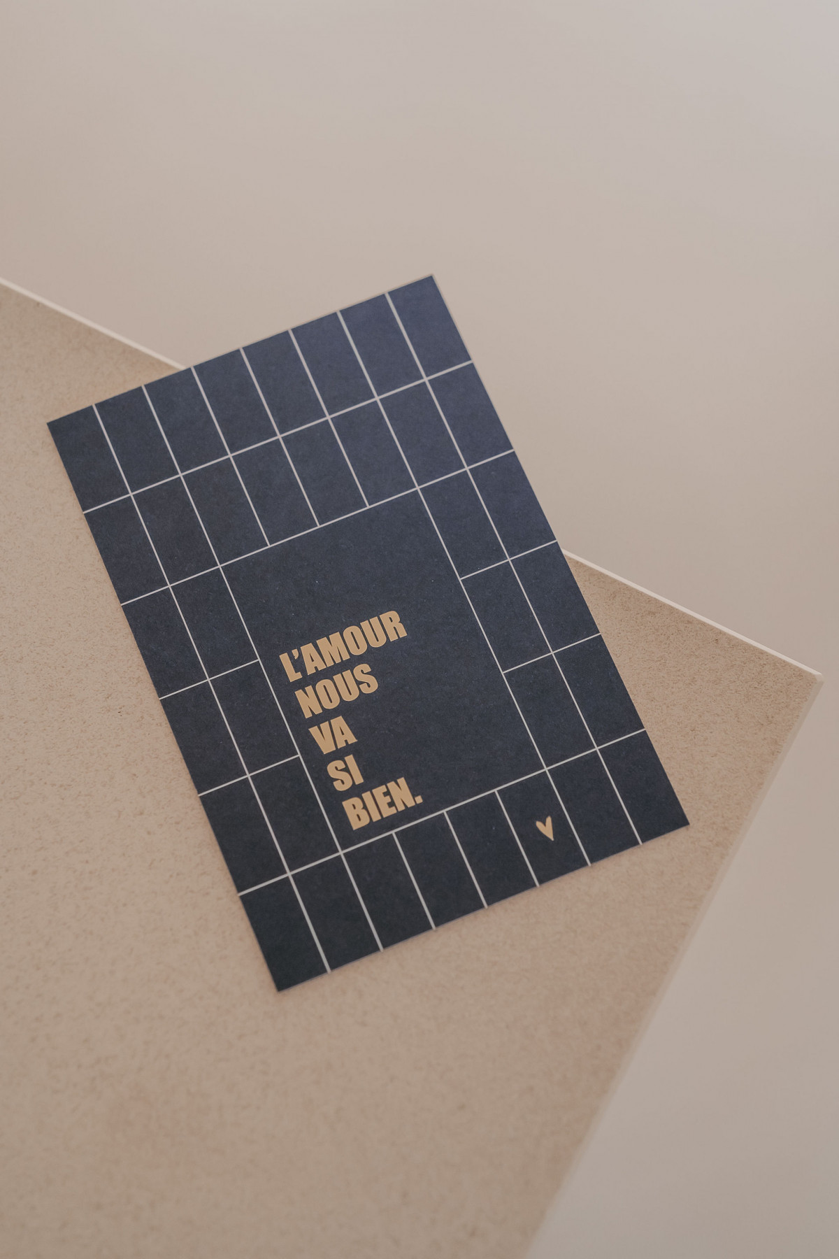 Postcard - L'amour nous va si bien